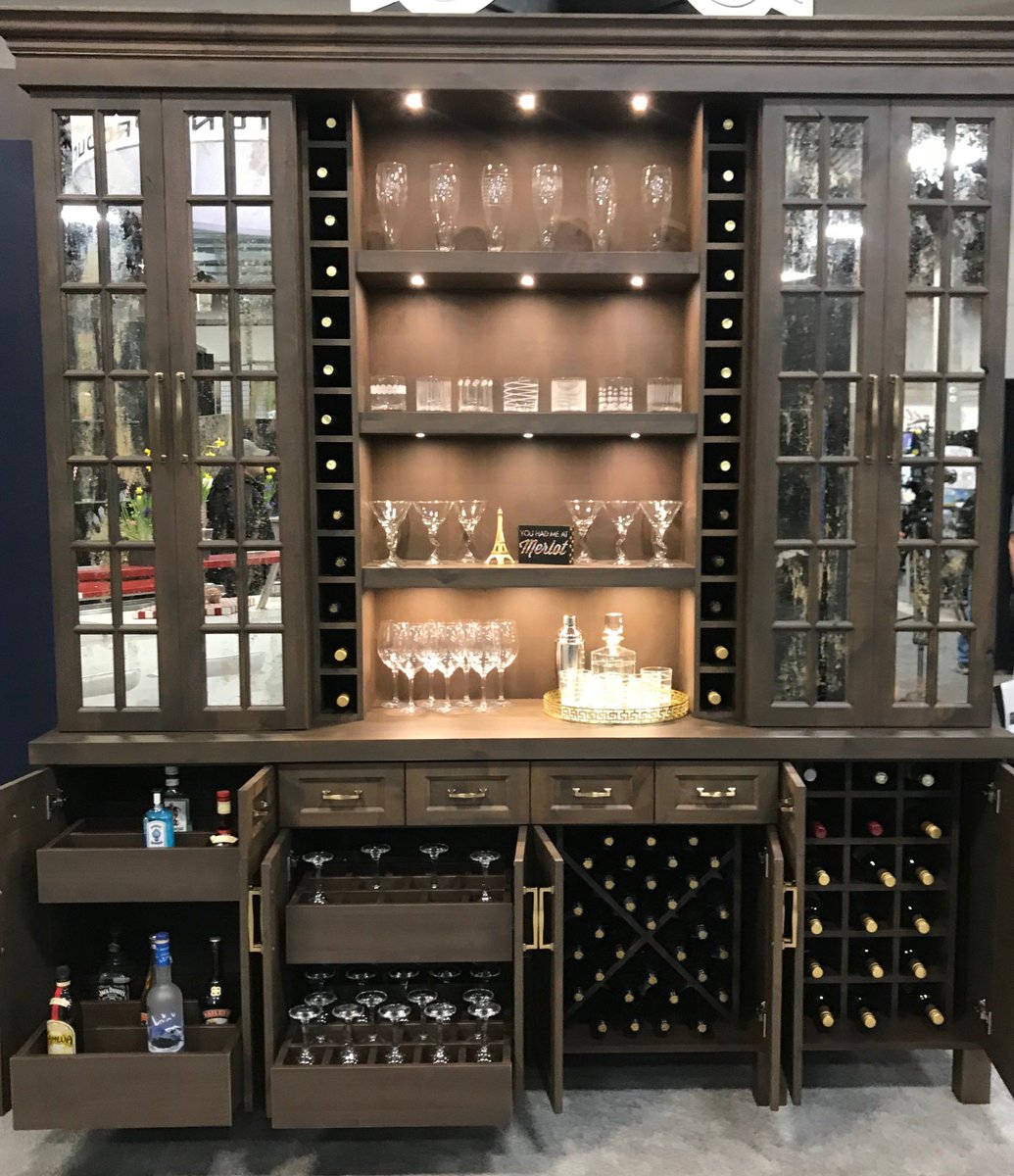 CougarCabinets's tweet photo. Today is the last day for the 2018 Spring Home Show! Come and check out our newest design &amp; cabinet ideas including a modern kitchen with hickory accents, a luxury custom closet featuring a Lazy Shoe-Zen and a hidden bar disguised as an antique wood china cabinet.@springhomeshow https://t.co/NmOm8g07YX