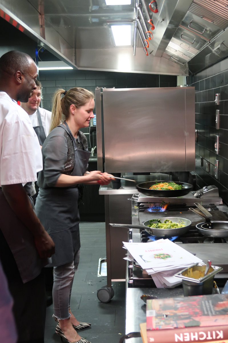 PRIORITY_ltd's tweet photo. Fantastic evening on Friday cooking at @BeyondBrigade supporting @BF_Foundation. Thank you so much to both Leon and Ben for being great chefs and making it a really enjoyable experience. Everyone was raving about it. https://t.co/26wz7KVnfj