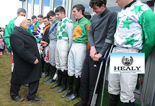 patcashhealy's tweet image. President Higgins meets the jockeys @liscarrollp2p @irishp2p today.
(c)healyracing.ie