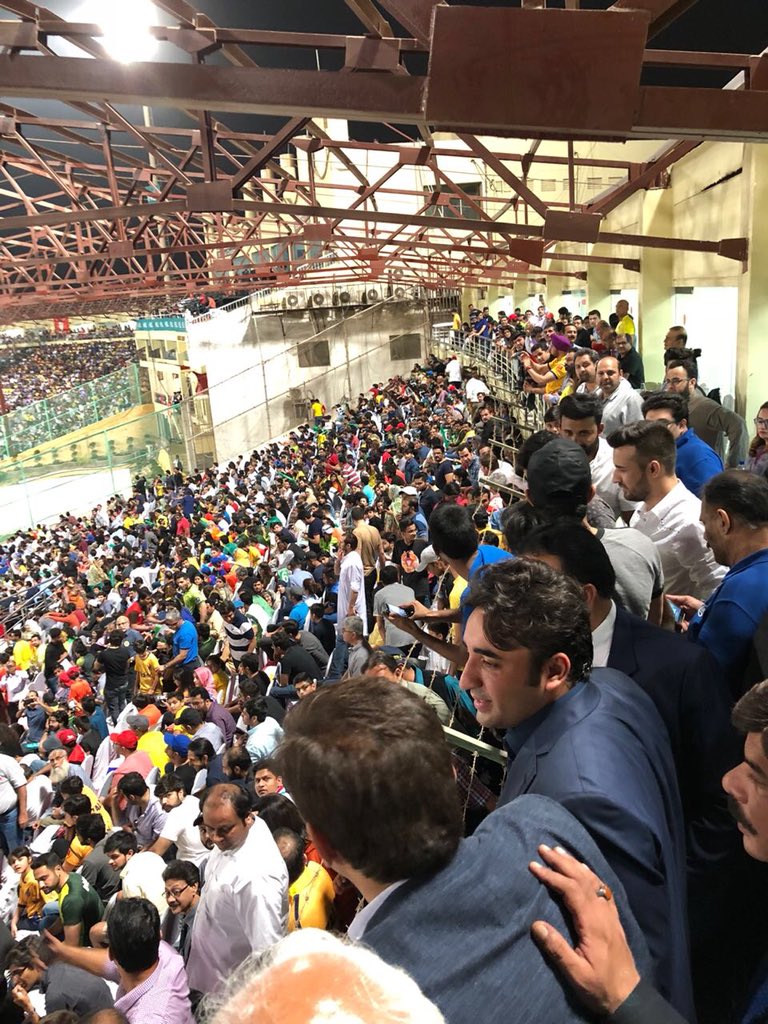 AseefaBZ's tweet photo. Chairman #PPP @BBhuttoZardari at the #PSLFinalinKarachi https://t.co/hQhiq8M3nf