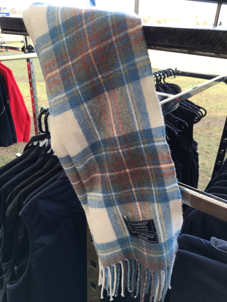 ndaukes's tweet image. Lost!! Left in the @peter_stunt tradestand at @GatcombeHTrials this afternoon. We remember what you bought, but don’t have your contact details. Please contact us for repatriation! #performancemultiplier #stuntrider #LostAndFound