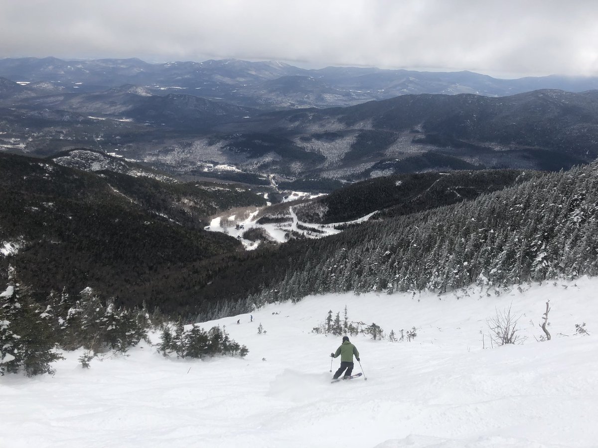 The Whiteface Slides!! ❄️

#SlideSkiing #Adirondacks #ispyny

@ILoveNYPR @SkiWhiteface @WhitefaceNY @PureADK @VisitAdks