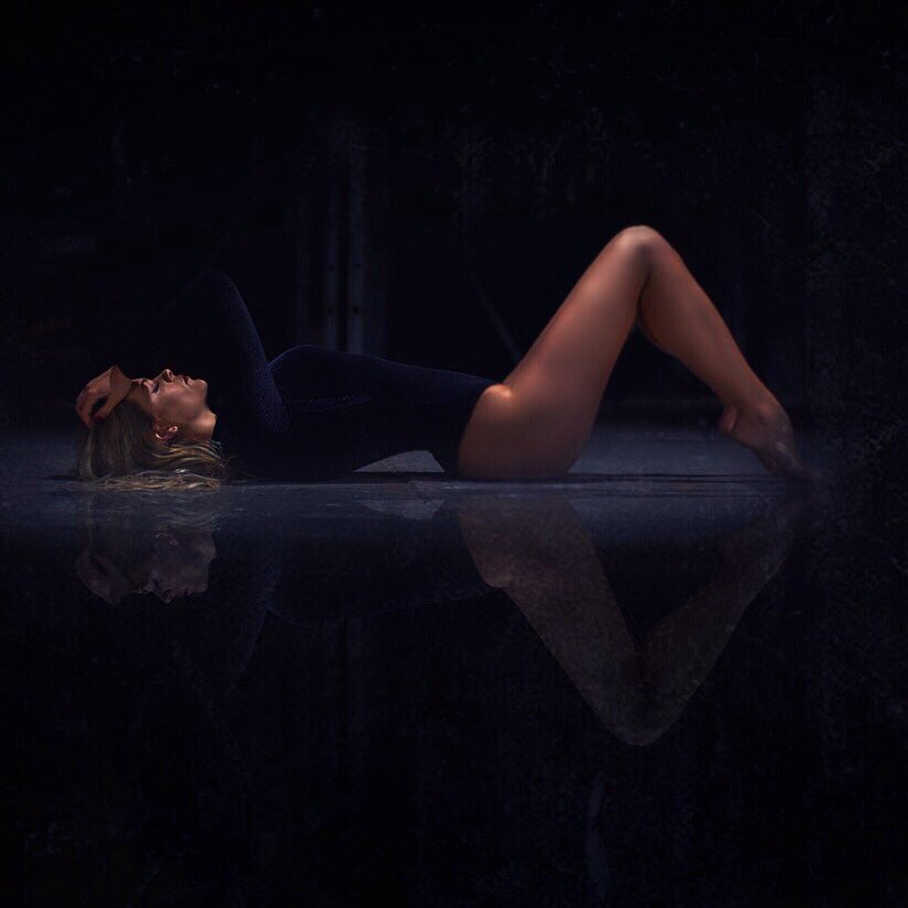 Next week is my 1-year anniversery as a YouTube Artist😱 I am so proud to say that my family has grown from none to almost 242k subs in 51 weeks. 
My goal is to reach 250k subs the first year so subscribe and join my family now! 😃♥️ 

youtube.com/channel/UCNFhP…