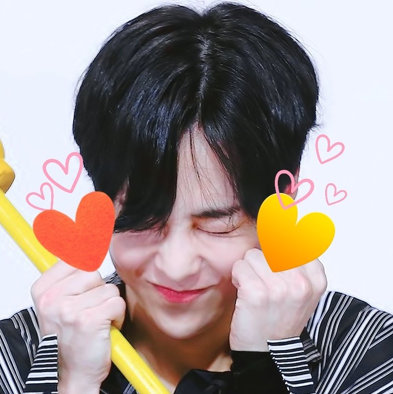 heexo48's tweet photo. ❤엑소의 맏형❤
❤다람쥐큰형님❤ 의 생일을 축하해요🎉🎉🎉
 ❤엑소 시우민❤   

#HappyXiuminDay 
#해피슈데이
#민석아생일축하해 
#시우민생일축하해 
#XIUMIN 
#시우민 https://t.co/lF42IuqheS