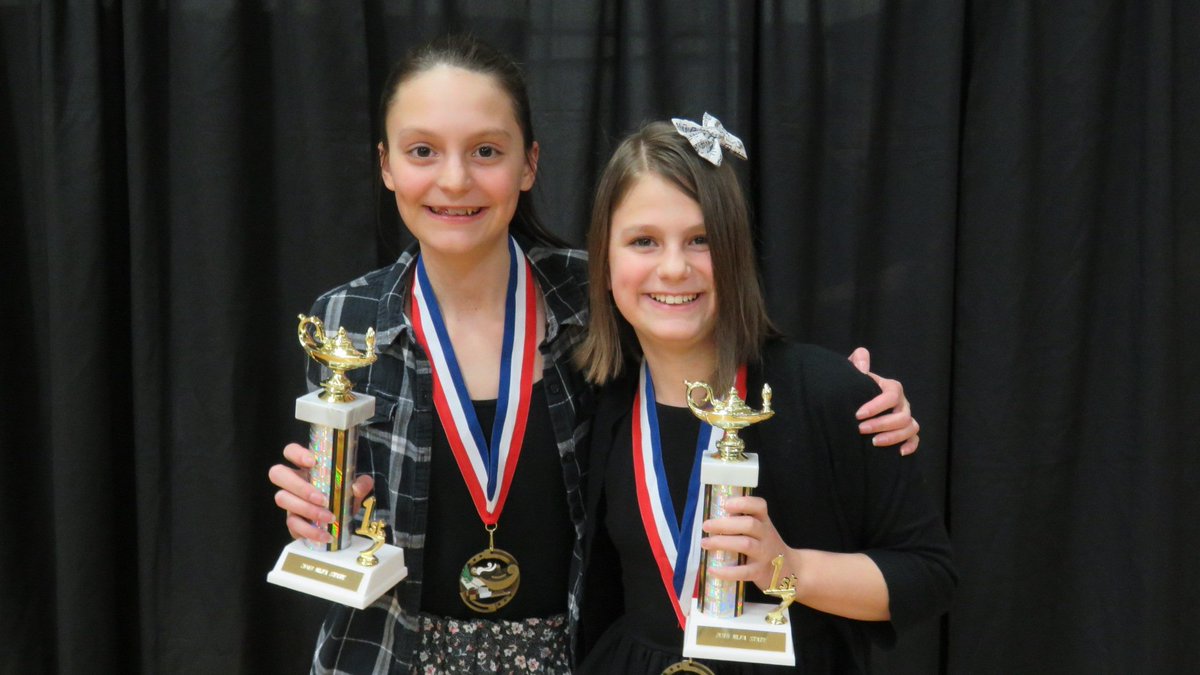 ppmsforensics's tweet image. Kyrie and Lari - 2nd at State in Group Acting!  Sister power!
