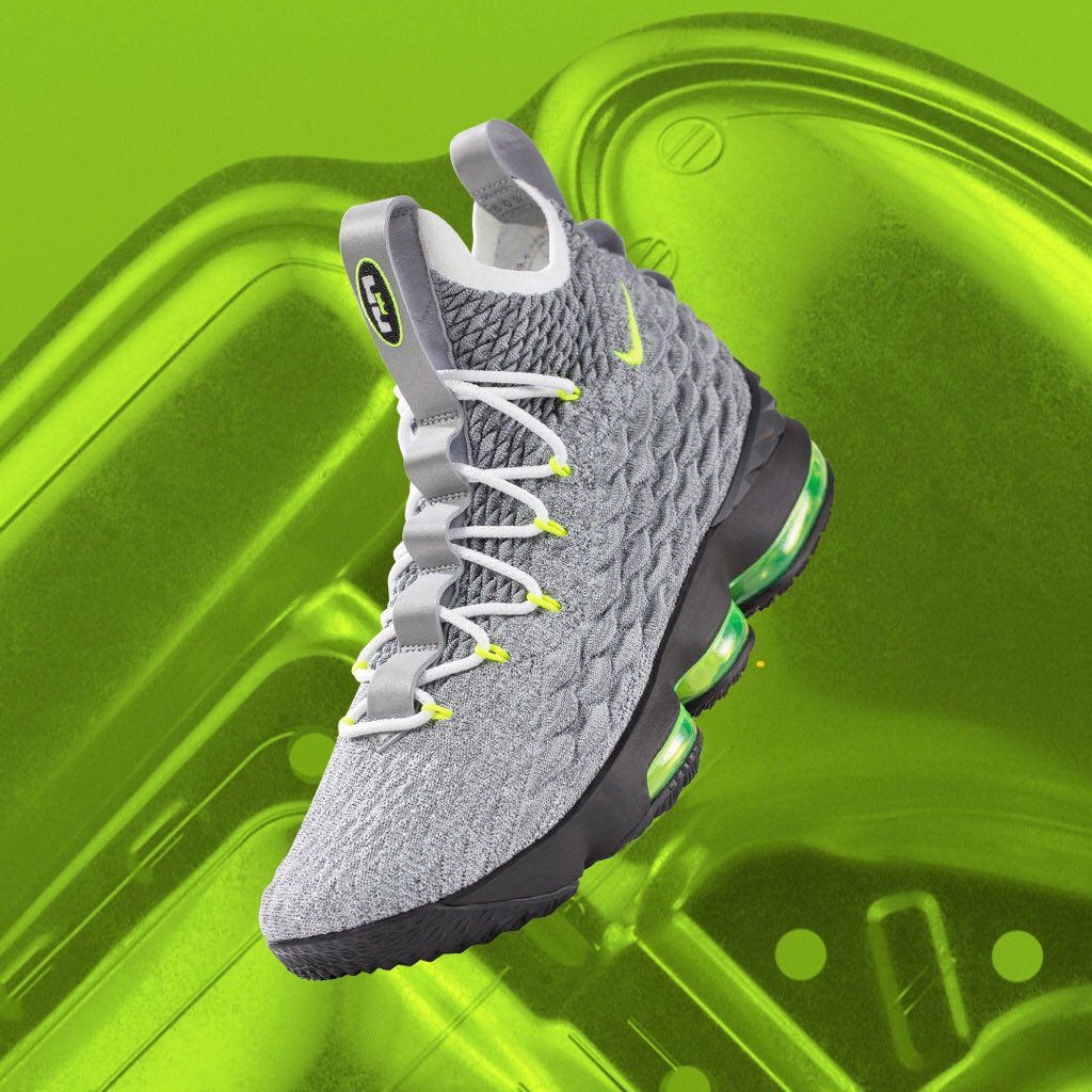 Air clearance lebron 15