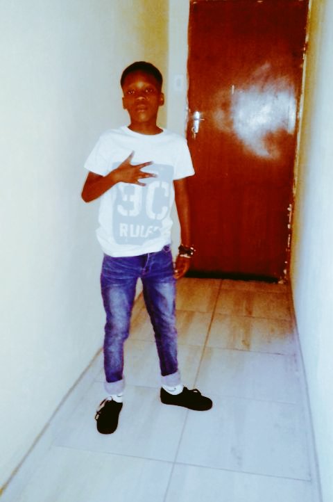 micca_gadebe's tweet photo. Family first https://t.co/2qUyYr6YOA