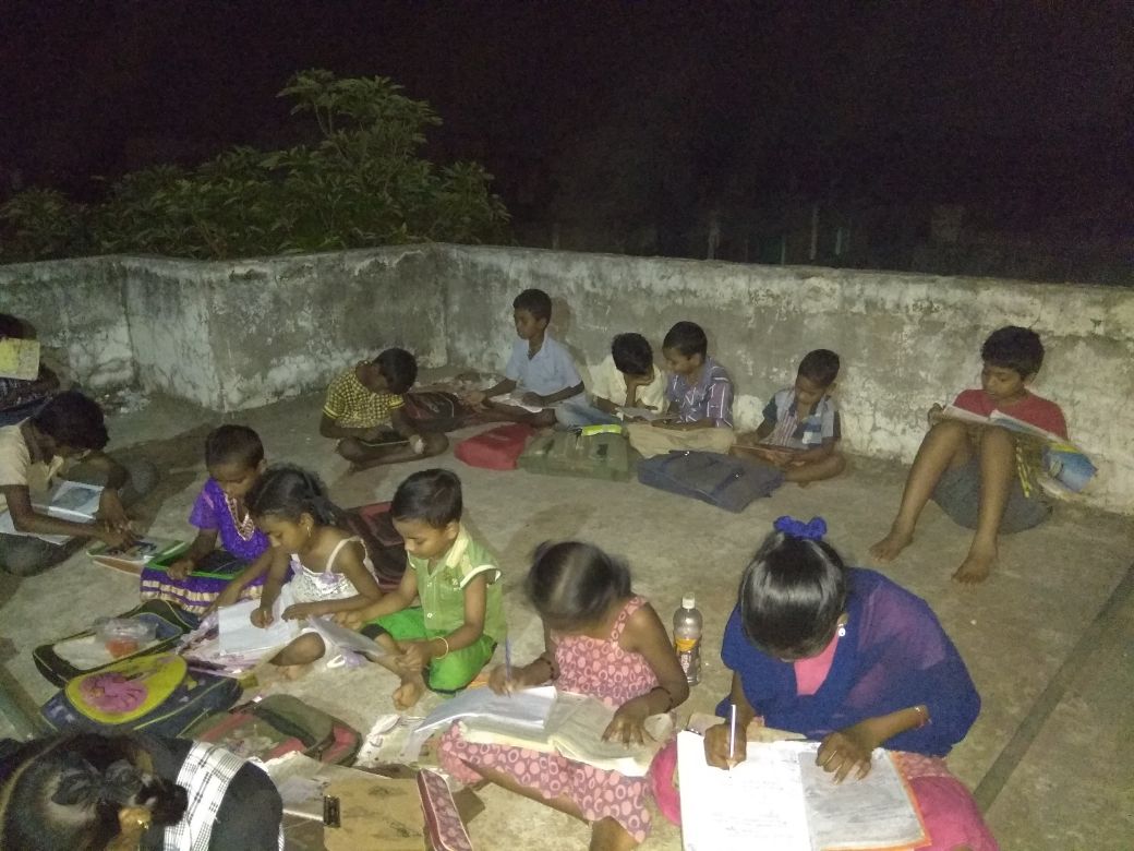 bobbycyrus4's tweet photo. #aarambhm_foundation
#7207103539
#slum_children_education
@monerief @YouthKiAwaaz @TandonRaveena @mohandreamer 
@UNICEFIndia @famousmagacom @NehaDhupia @off2home @NameisNani @RGVzoomin @aamir_khan https://t.co/YOodqQAjZg