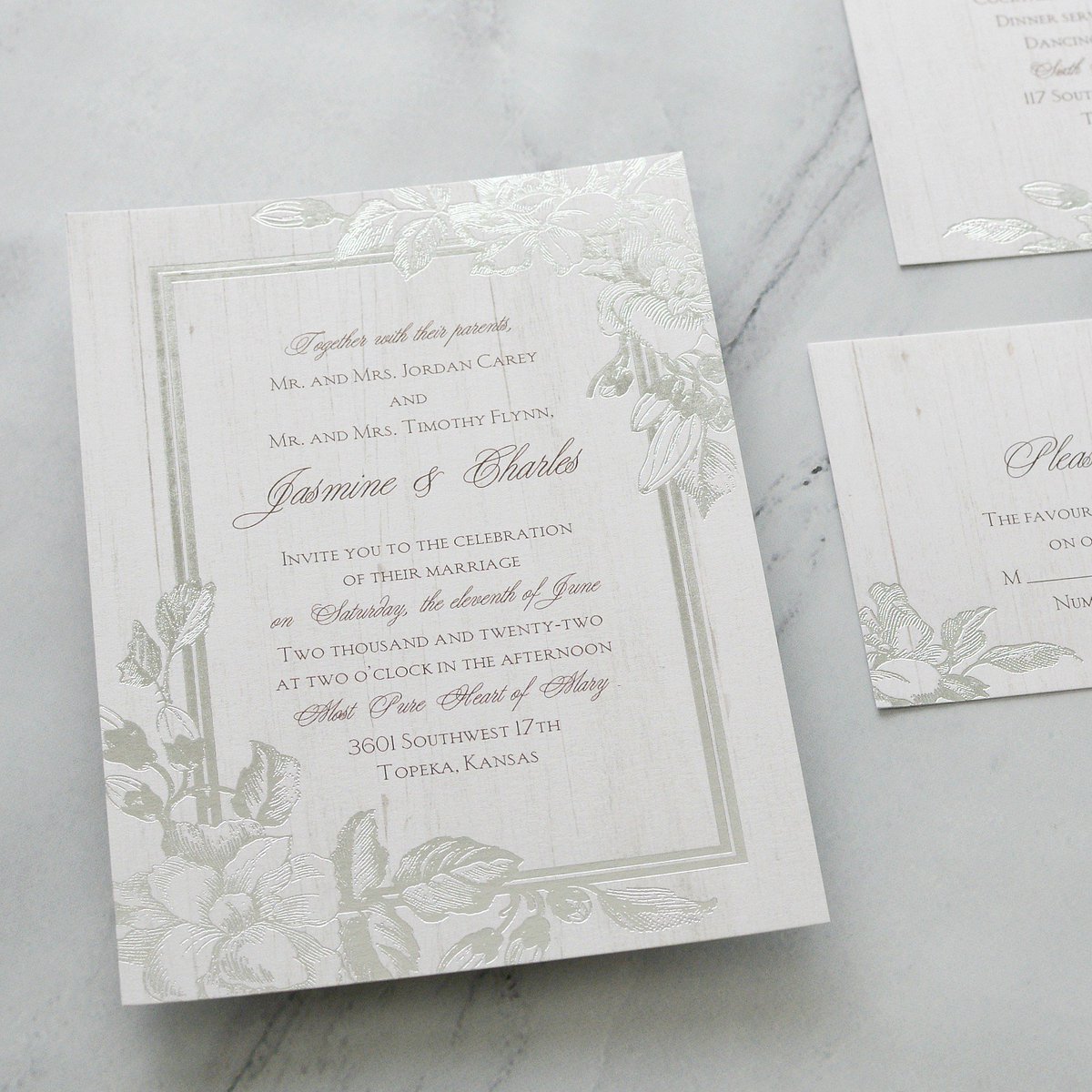 This crazy-good deal ends Monday: Enjoy 40% off your entire wedding invitation suite. Use code SWOON at checkout. Find this stunner here > ow.ly/lEmt30j7ejz