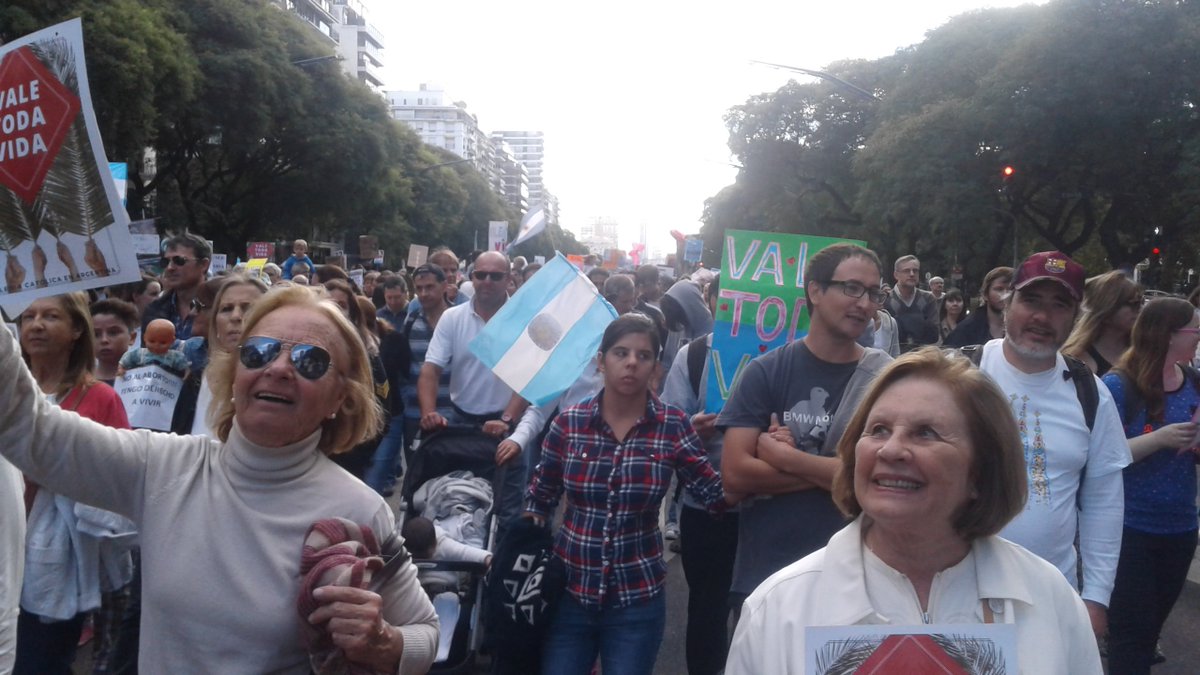 MaParodi's tweet image. #Si a la vida