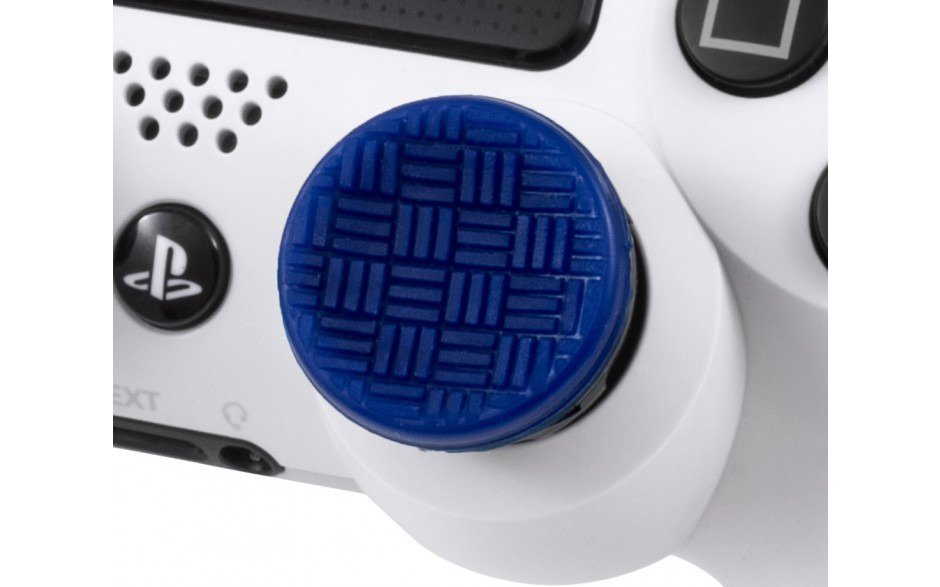 iEliteShot's tweet image. Giving away my new favorite @KontrolFreek sticks! 🕹️ The "OMNI" are super gripy and more controllable than your default thumbsticks. 👍 RT for your chance to win a pair. 🙌 (Giveaway ends 11:11 EST)

Discount code "ELITE" saves 10% @ KontrolFreek.com 

#ImproveYourAim