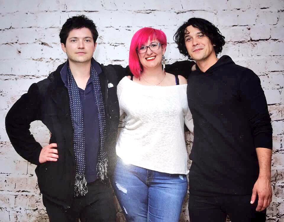 floressan's tweet photo. Exactly one year ago I was meeting these two amazing men. In 61 days, I’ll be meeting @WildpipM again thanx to the same people @ZarataEvents 😍😍
#showtimecon2 #showtimecon3 Time flies!
https://t.co/rFsrbvmfkA https://t.co/t1hI3tpdwL