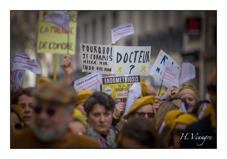 ENDOmarch_FR's tweet photo. #ENDOmarch_FR 
#endometriose 
Journée Mondiale contre l'endometriose samedi 24 mars 
Au moins 3 millions de françaises touchées, il y a urgence !
@ARS_IDF @MinSoliSante @agnesbuzyn @Egal_FH @MarleneSchiappa @leCNGOF @HAS_sante @DGOS_MinSante https://t.co/LydVlPXJdr