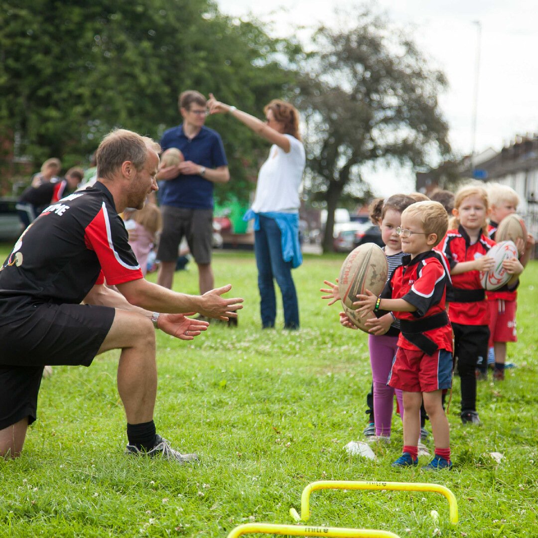 EastEndKids's tweet photo. It starting to feel a bit more spring like out there. The days are now going to be longer and it's time to get out and get active with the little ones. Get 10% off Term fees with your #THMsmembers @trytimevicpark https://t.co/Gc56ZPBZo3 https://t.co/4eAJBoFm5w