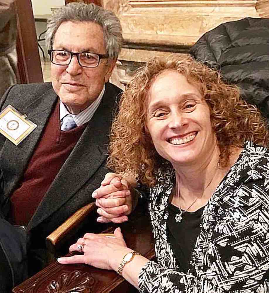 ShalomKy's tweet photo. Rabbi Jacowitz Chottiner, Linda Klein, Marc Smith &amp; Others in Frankfort for Ann Klein Fred Gross Holocaust Education Bill.  Passed unanimously. https://t.co/CP87q4CE3n