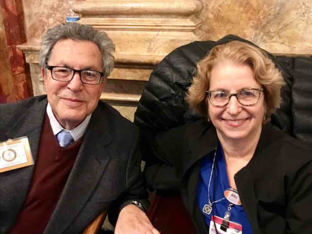ShalomKy's tweet photo. Rabbi Jacowitz Chottiner, Linda Klein, Marc Smith &amp; Others in Frankfort for Ann Klein Fred Gross Holocaust Education Bill.  Passed unanimously. https://t.co/CP87q4CE3n