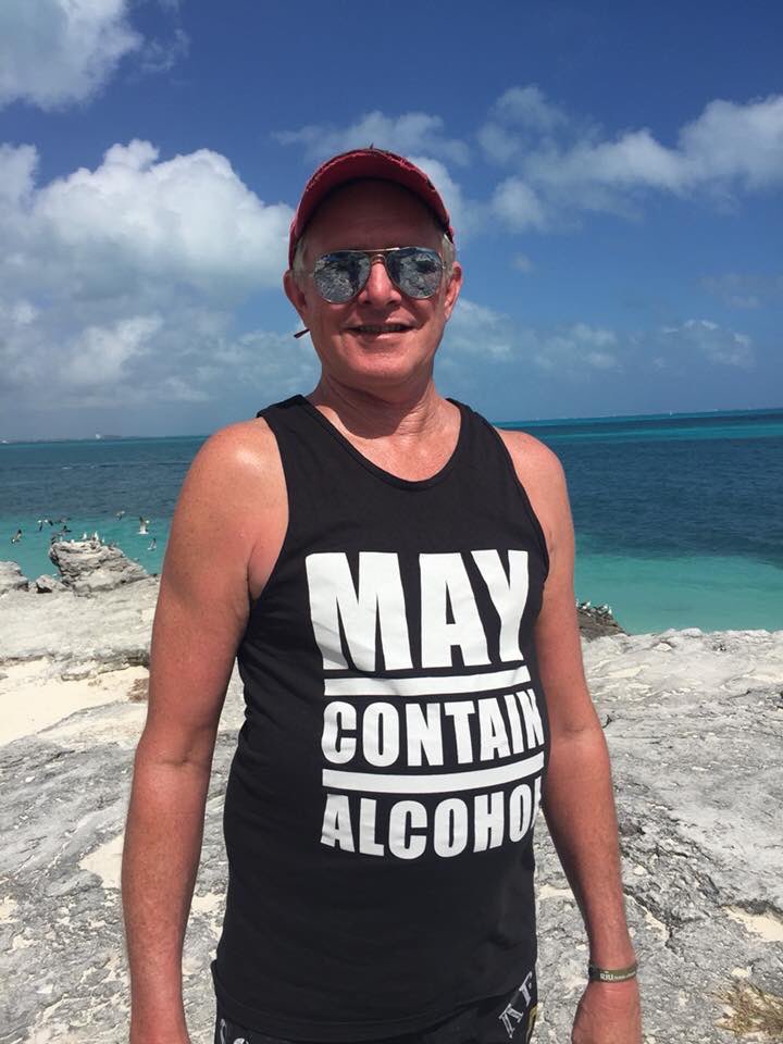 regaenhueftle's tweet image. my grandpa is basically every college kid on spring break.