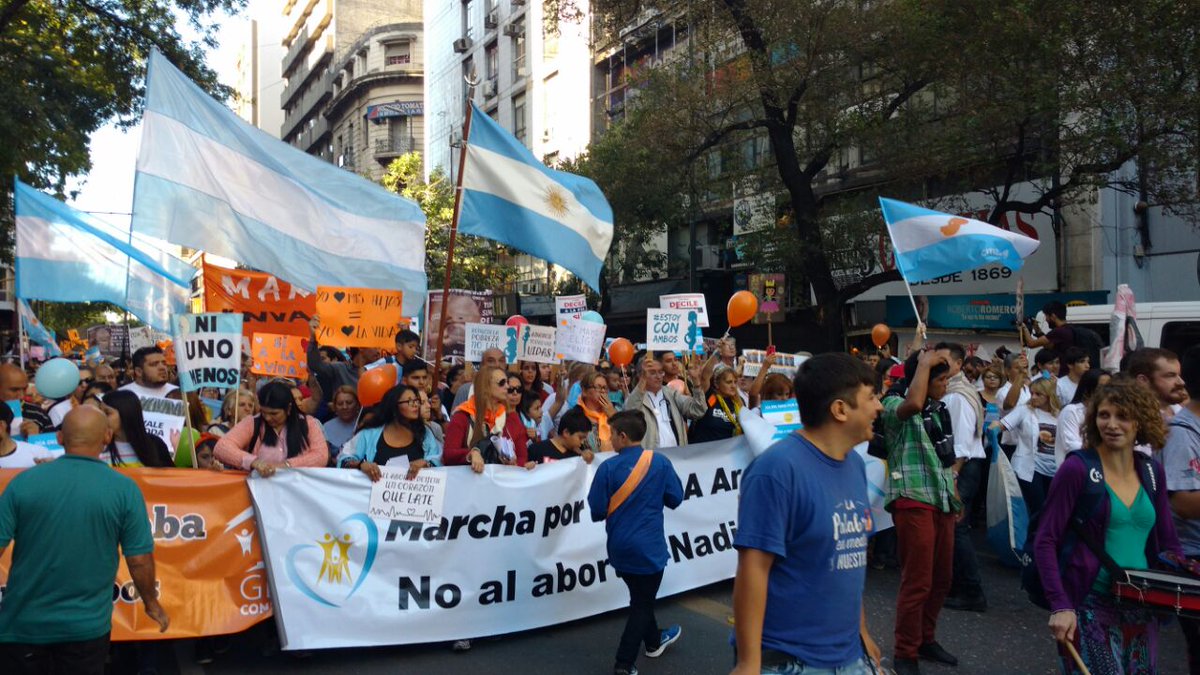mrosamarcone's tweet photo. Córdoba le dice
#SiAlaVida https://t.co/mCh5pW5s9b