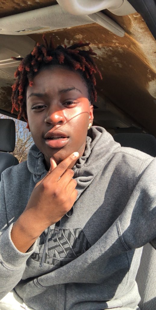 CountryStud__'s tweet image. DarkSkin Appreciation 🍫✨ #teamdarkskin
