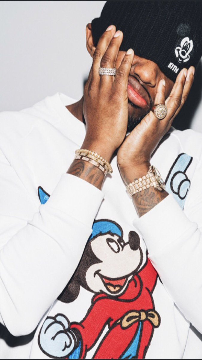 BenBritt98's tweet photo. Running limited KITH Monday Program slots for tomorrow for $10! Fill out the form below if interested. #KITH #KithMondayProgram 

https://t.co/UkhE0oANf2

RT's appreciated, thanks! https://t.co/bBaLaJFxg2