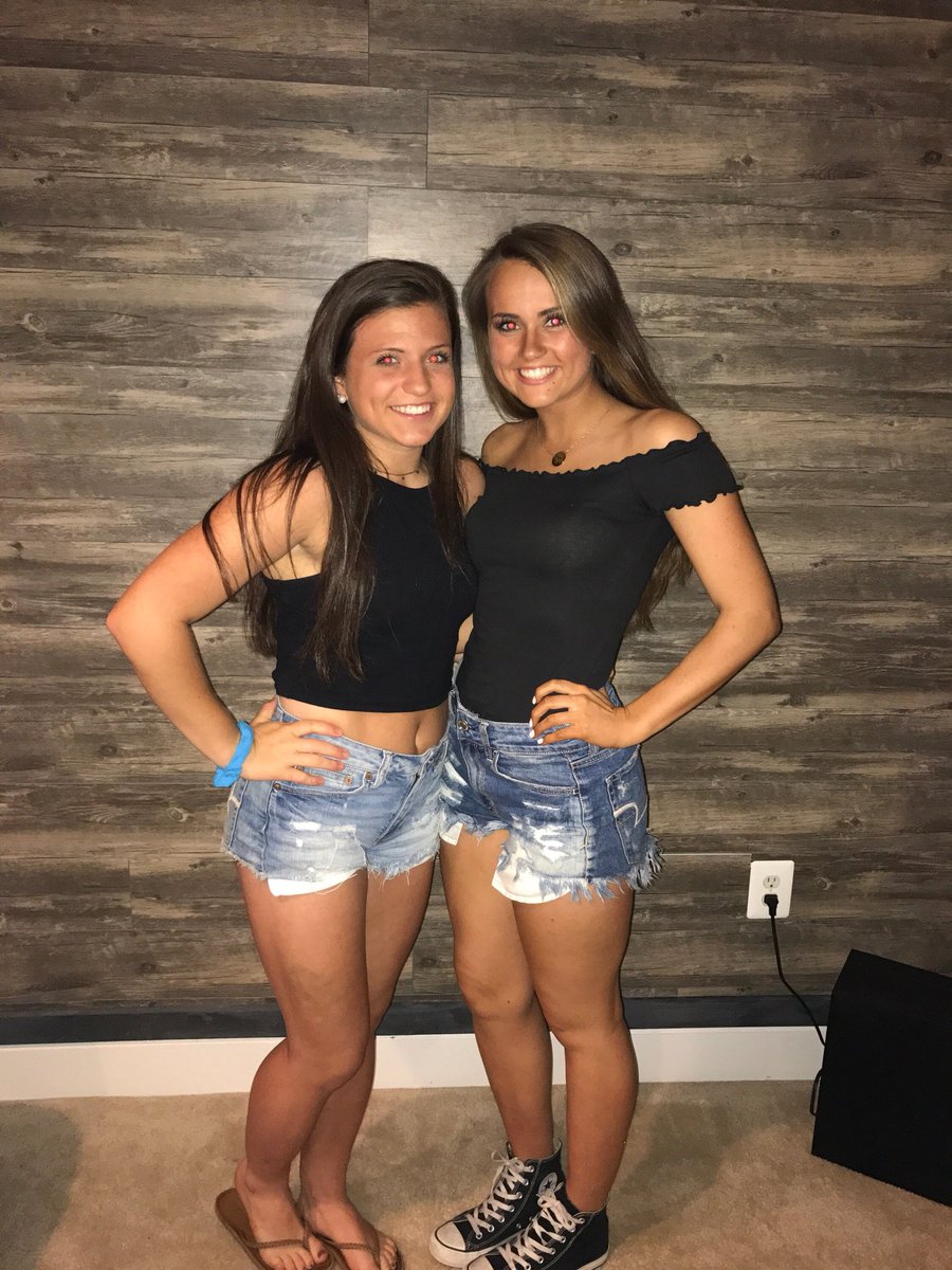 AshleyYurich's tweet photo. happy birthday bff ❤️ thanks for the last 18 years ❣️Love u sm #adult https://t.co/cEXZ4kRW1p