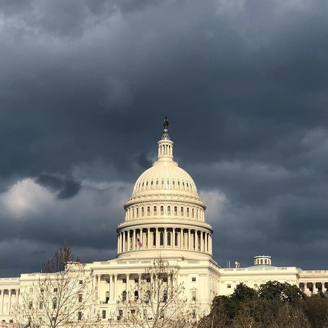 MikeyRodriguez's tweet image. I just found this dark cloud hovering over the US Capitol to be very appropriate. #brokengovernment #washingtondc ift.tt/2I3gO3A