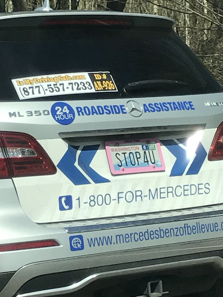 baristanikki's tweet photo. This jack wagon purposely sped up to pass us while trying to merge onto 405 north. I tried calling the how’s my driving but I sat on hold for 5 mins so now I’ll take it to twitter @MercedesBenz #Bellevue https://t.co/HZJodo15Ak