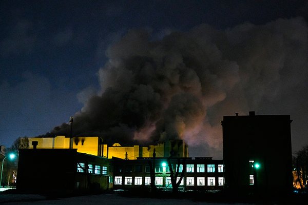 Мошенники пытаются нажиться на трагедии в Кемерово: жители получают сообщения от неизвестных граждан, якобы организовавших сбор средств на похороны

lenta.ru/brief/2018/03/…