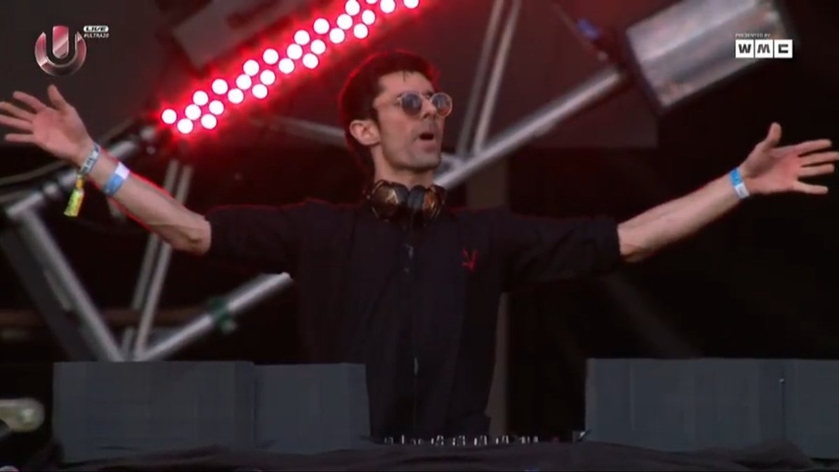 IM A HOUSE OF CARDS ❤️
#ULTRA20