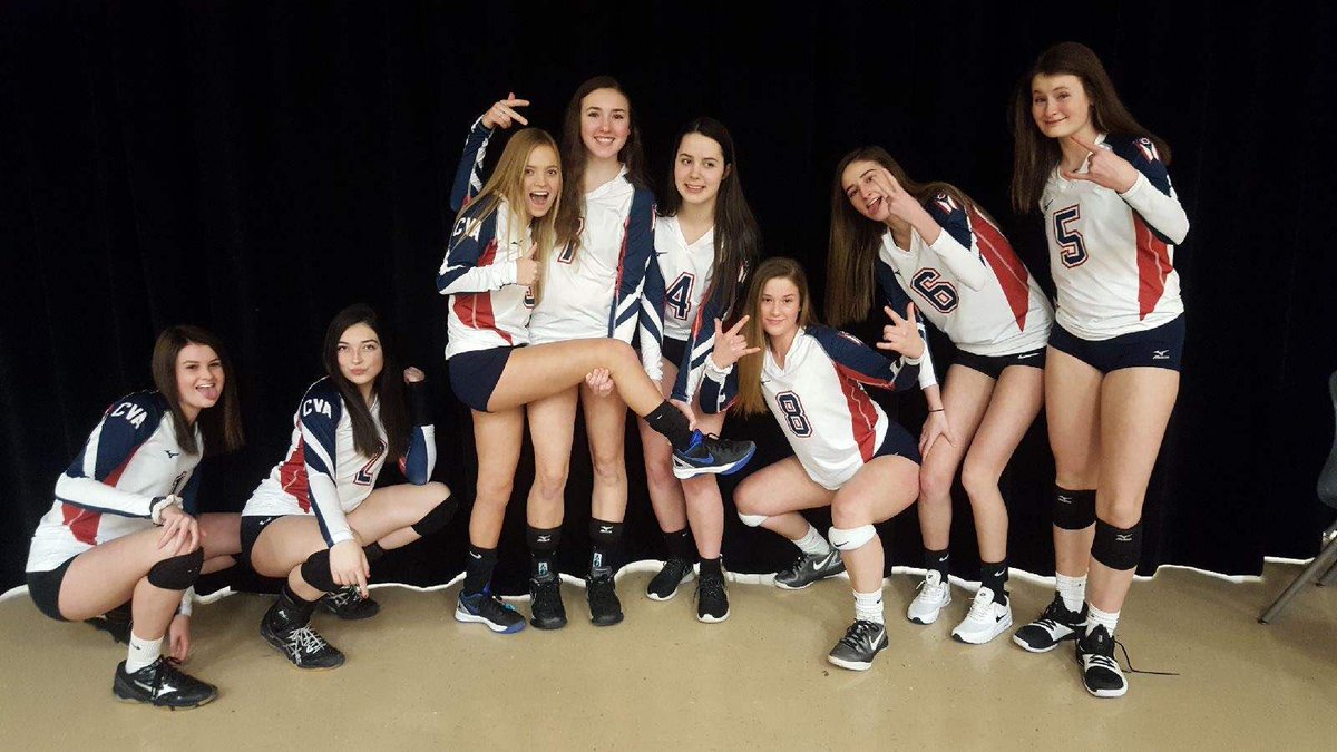 Bignasty6789's tweet photo. Great weekend in Indy with this fun group of young ladies next weekend we do it all over again in Chicago!! #16navy #MEQ @cvapickerington https://t.co/J1VaRKCa5y