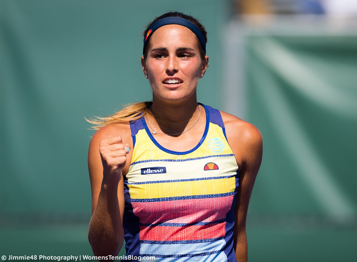 MONICA PUIG - Página 28 DZKy42nVMAAebJv