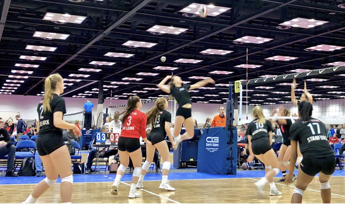 courtney_carp51's tweet image. Great @NikeMEQ weekend in Indy for @TXImage_16Ray 16 Open. Finishing 9th...back to gym and reload...next up KC ShowMeQual #ImageSTRONG #bidszn