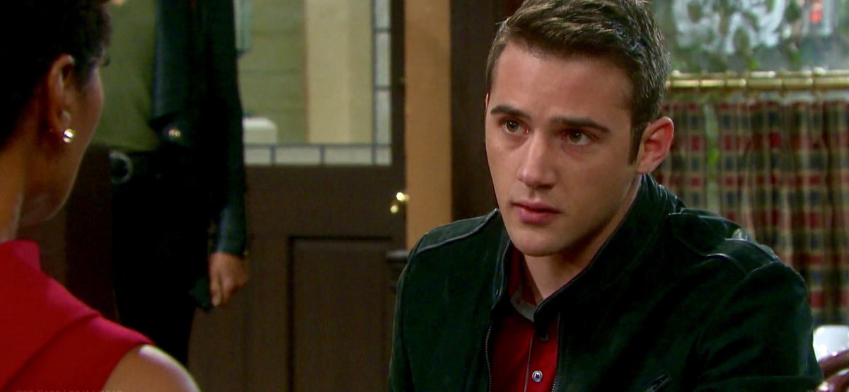 CMossFans's tweet photo. 3/14/18 #Days as they discuss the upcoming wedding and Lani’s recent medical scare, Valerie is quick to express her opinion that they should wait until after the baby is born to get married!
#dool #daysofourlives #bradypub #baby #babydaddy #wedding #engagement #futurefatherinlaw https://t.co/E25EYRNQDC