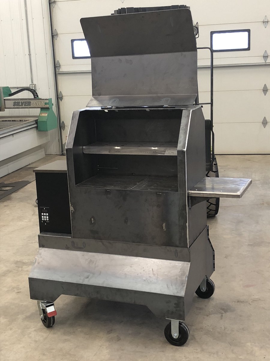 thilderman8's tweet photo. Pretty excited about my new smoker. Serial #001. Had a fun time designing it with Twitter less #heatitandbeaditwelding https://t.co/eHhMSfuBEK