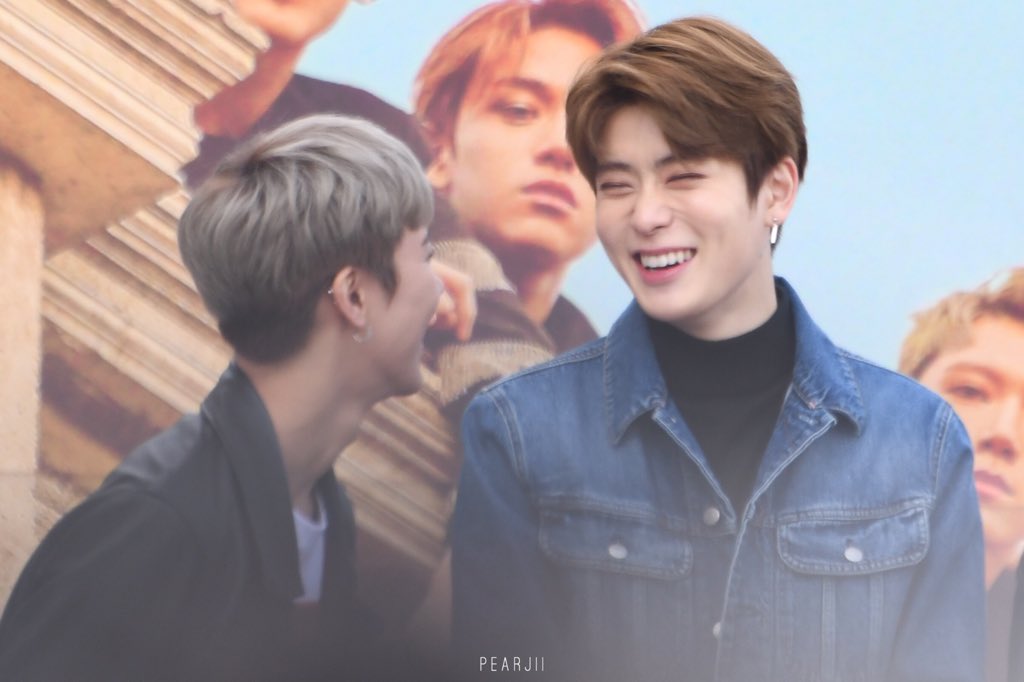 jaeten_pic's tweet photo. ©PearJii
#jaeten #Ten #jaehyun https://t.co/RTHWKXguBW