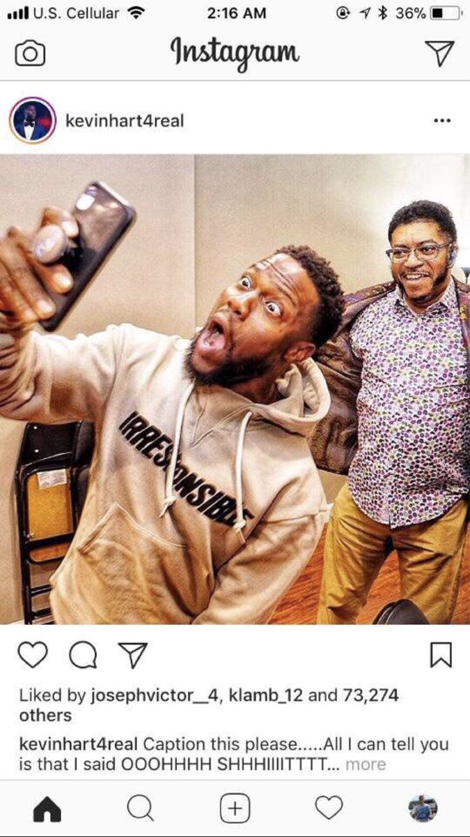 Sam4runner's tweet image. The guy in the background looks like me. 🙄😂😂