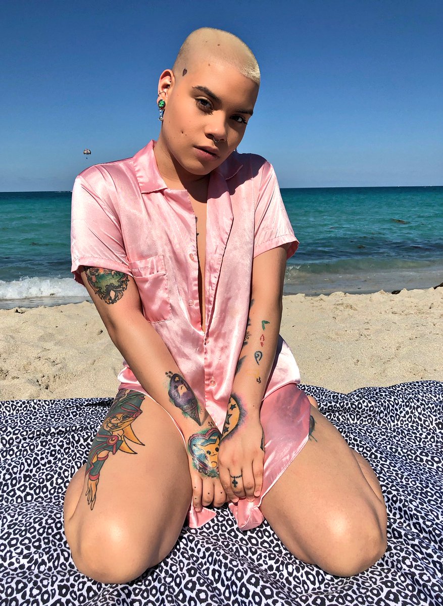 💇🏼‍♂️☀️