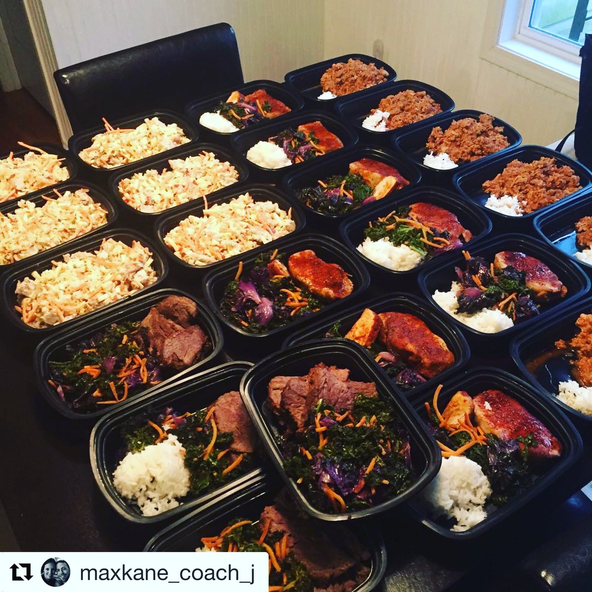 MaxKaneFitness's tweet photo. #betteroptions #healthyhabits #crossfit #maxkanestrong #foodprepsunday #foodporn #stopmakingexcuses #startmakingchanges #instafit #fitness #crossfit #mealprep #foodisfuel #nomnomnom #eatcleantraindirty #foodie https://t.co/qerskPZjvi