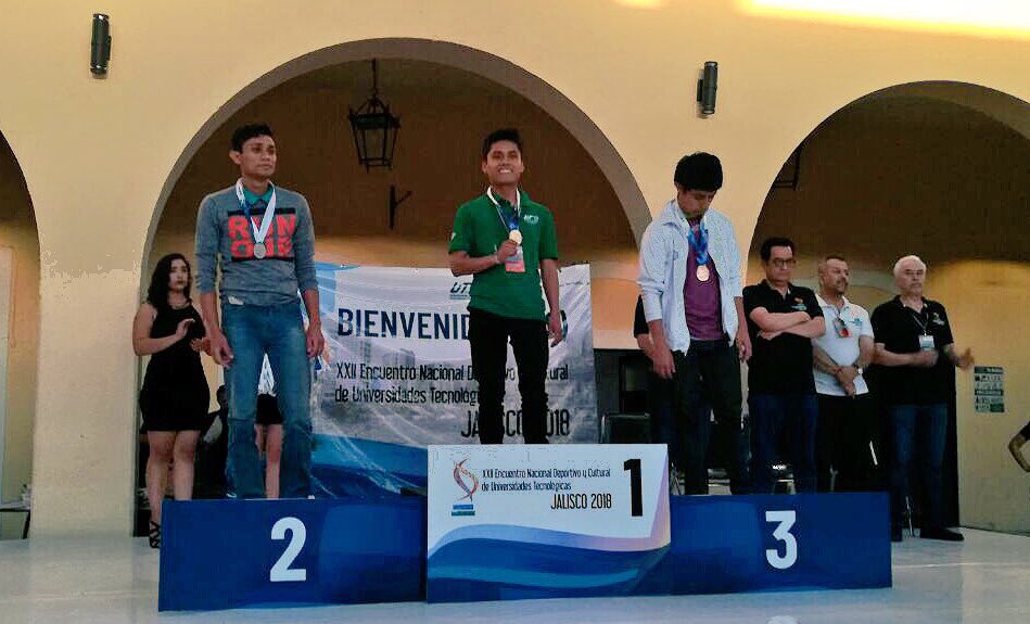 utvco's tweet photo. El #ENDyCUT2018 finalizó con excelentes resultados. Obtuvimos el primer y tercer lugar en Taekwondo individual, el primer lugar en ajedrez y el tercer lugar en oratoria. Los 10 estudiantes que participaron han puesto en alto el nombre de #Oaxaca con su talento. ¡Felicidades! https://t.co/3JKfRPGxax