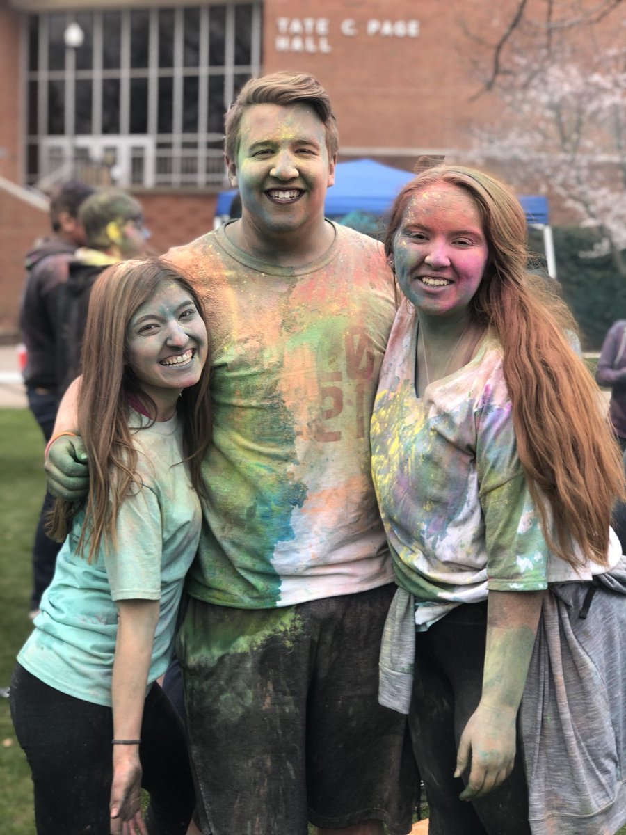 TOPGuideAmy's tweet photo. Holi Festival at WKU is definitely a must! @TOPGuideConner @TopperNoah https://t.co/xxgVUxtxq3