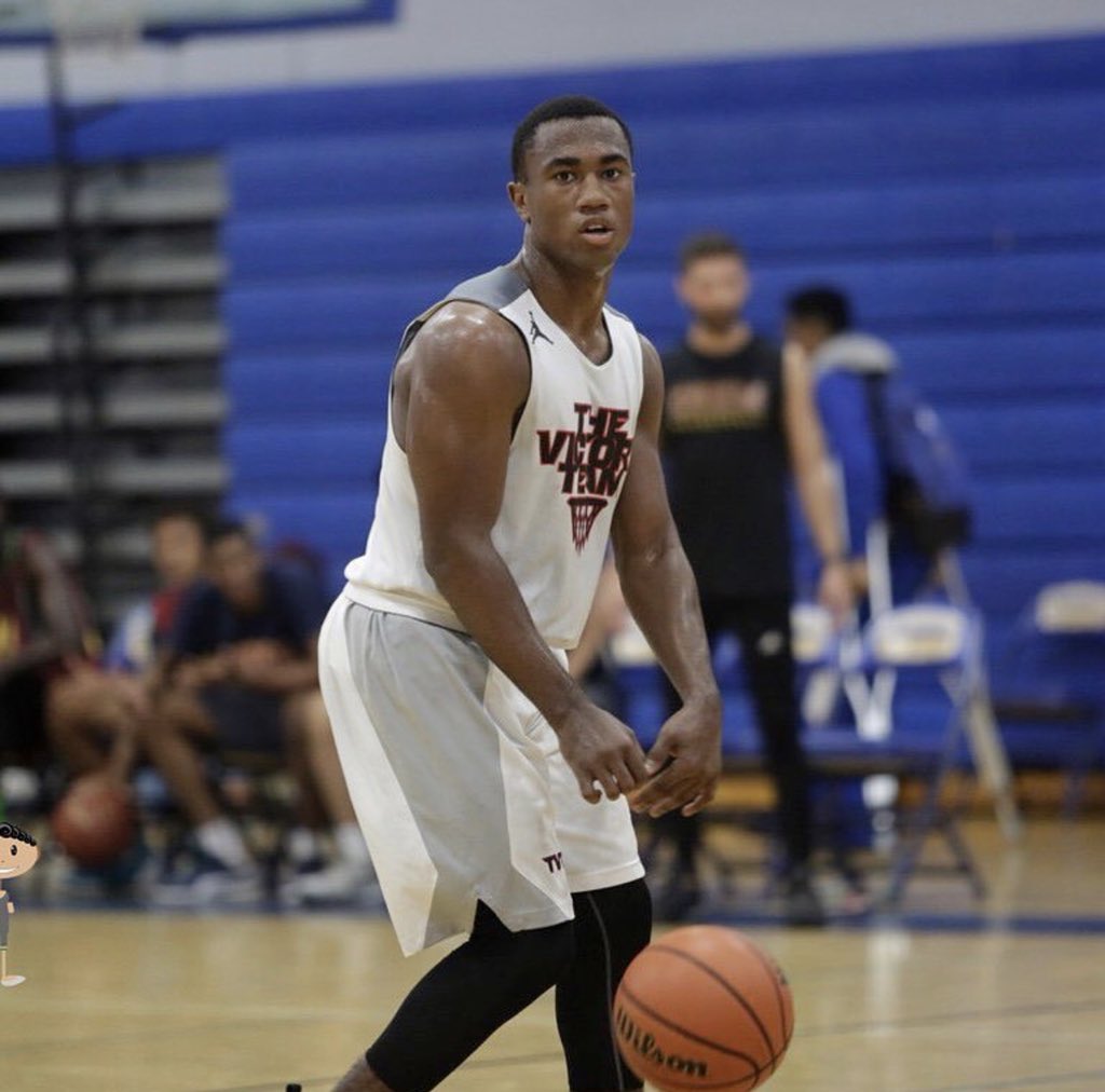 coachsmithdj's tweet photo. Huge Shoutout to 2018 PG Tyree Winborn (Van Nuys) on dropping 50 points in the “War On The Floor” Valley All-Star Showcase.  He is a proven scorer that is ready to play at the next level. One of the top unsigned seniors.  #gpnation https://t.co/6Qk4FflHTz