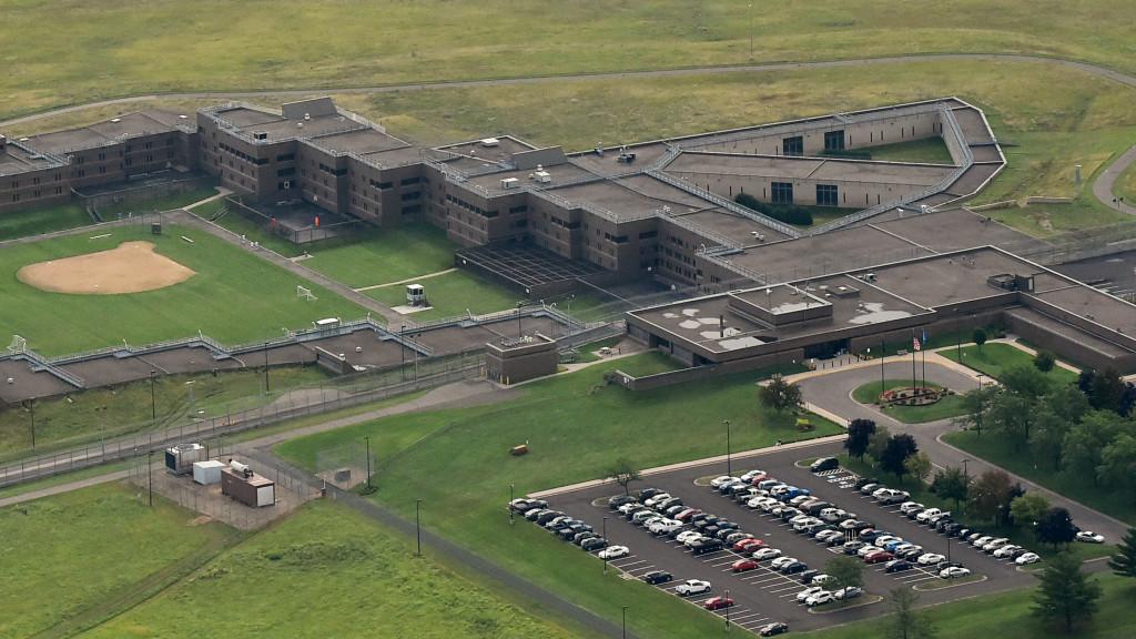 Five Oak Park Heights prison staffers injured in melee, treated at a hospital ebx.sh/2GsQ3Z4