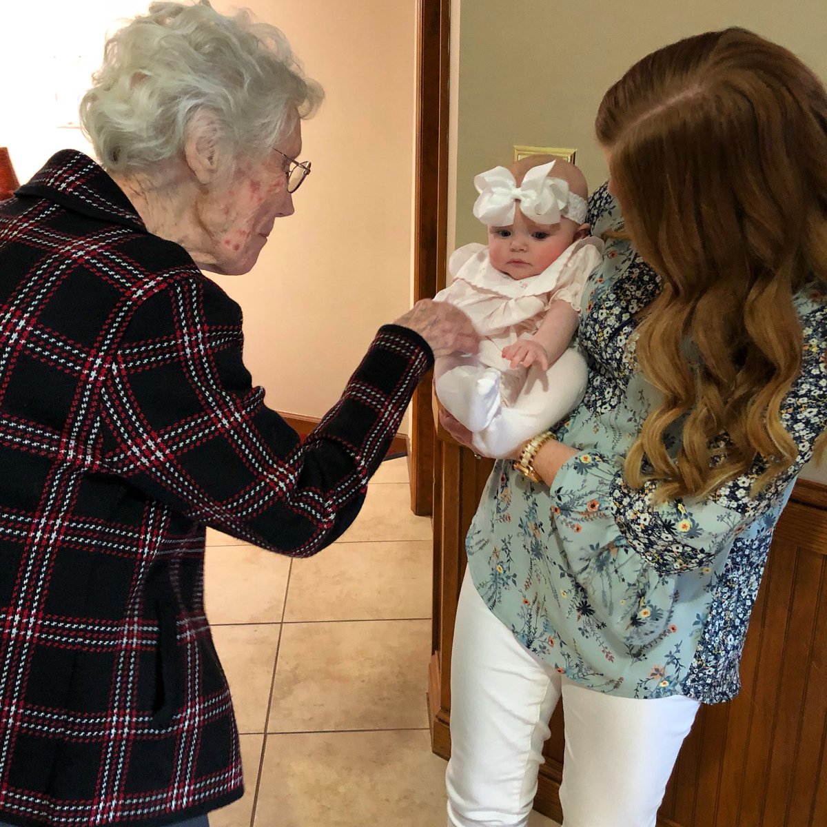 bpcn_noahsark's tweet photo. The oldest and youngest in church today! https://t.co/WuAdUpFsBg
