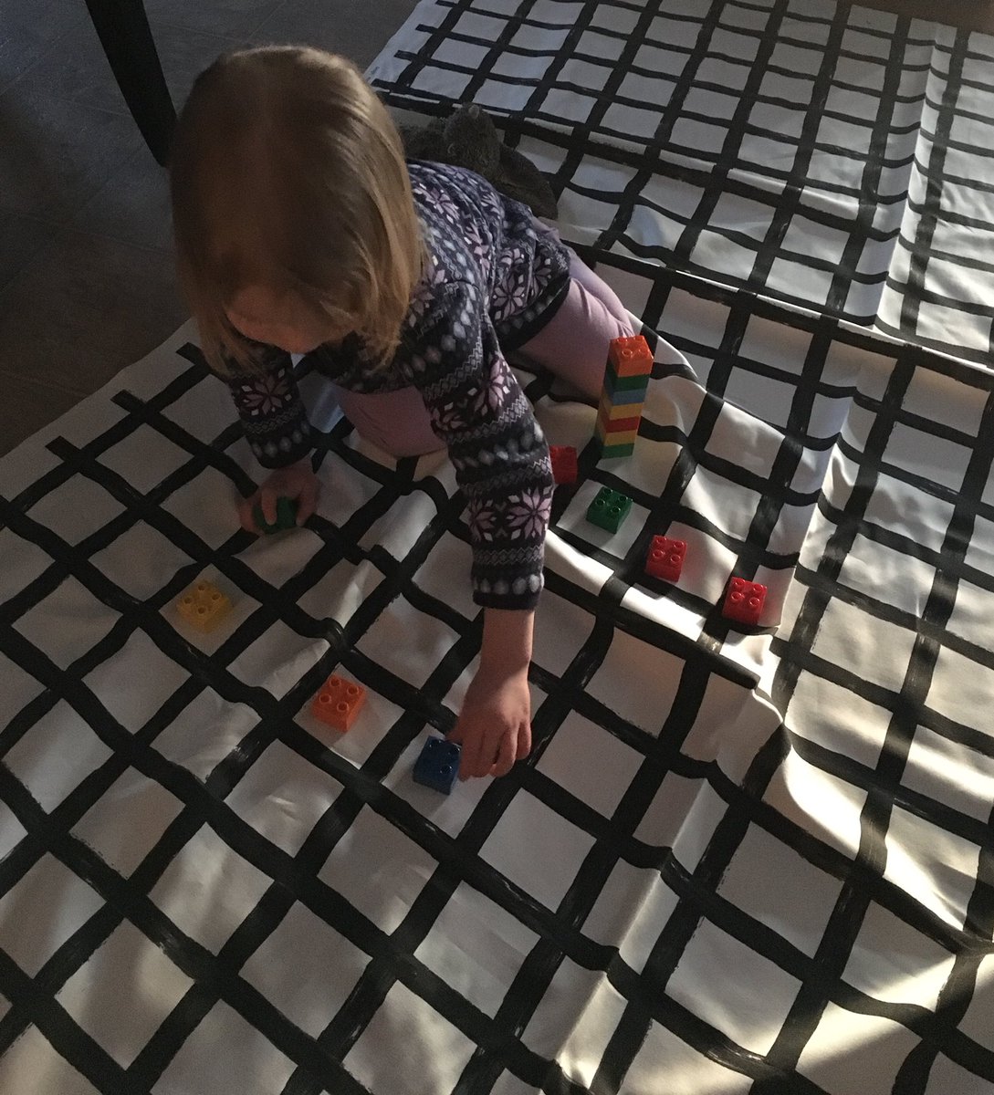 mrs_scott_1's tweet image. Picked up this great fabric from Ikea with the plan of making ten frames &amp;amp; hundred charts for the classroom. My daughter wanted to test it out, so she put a duplo block per square and we counted together, practicing one-to-one correspondence. #handsonmath #numeracy #openendedplay