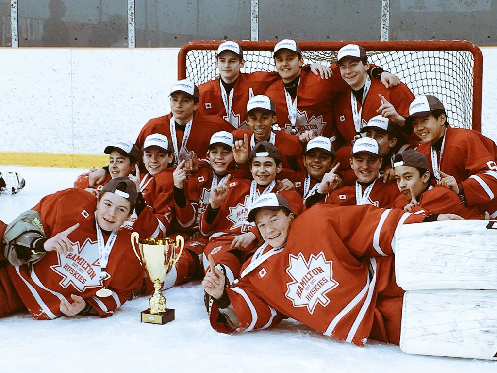 HuskiesHamilton's tweet photo. Congratulations to the @HuskiesHamilton 13AAA team on back to back @ALLIANCE_Hockey championships! #huskiesfamily #back2back #huskies4life @TheSpec  @HamTodaySports https://t.co/zyX8Ni7GFL