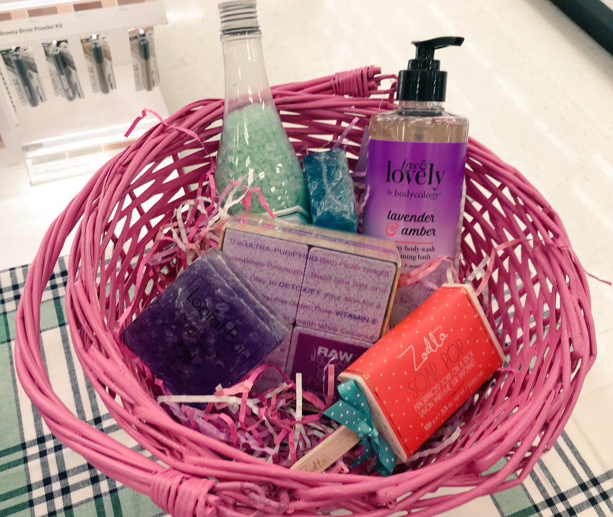 GrantAlexandia's tweet photo. Beauty team member Luke preparing the weekly #Easter set-up for #COSMETICS #skincare #bathbomb #sugar-scrub  @T1767 @Sophia_Target @Ryan9Perry @kelsey_meiners @AliciaRoseH https://t.co/0JZs74seqC