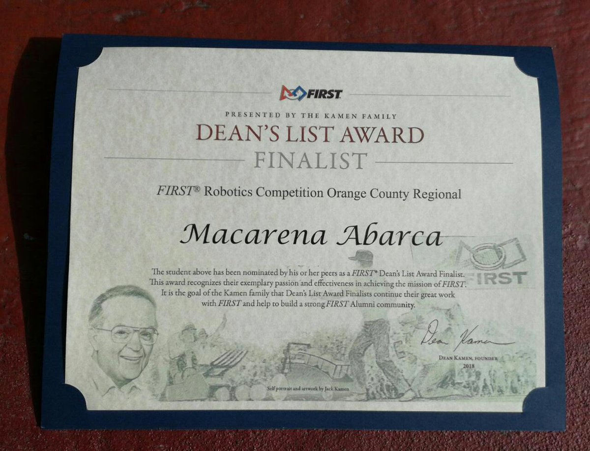 ¡Tremendo orgullo! 
Macarena Abarca es la primera chilena en ser reconocida por la competencia internacional de robótica FIRST por su trabajo en difundir #STEAM en la comunidad a nivel nacional y mundial!  🤖👏🏻