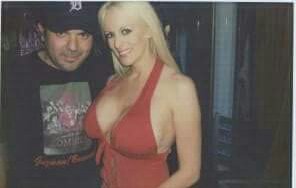 1MikeGuzman's tweet photo. @realDonaldTrump She's getting publicity off POTUS  but 4 years ago Stormy Daniels was trying to get money from me even though she had a boyfriend so what does that say about her! @TMZ  @TMZLive https://t.co/piuNiWsfQ0