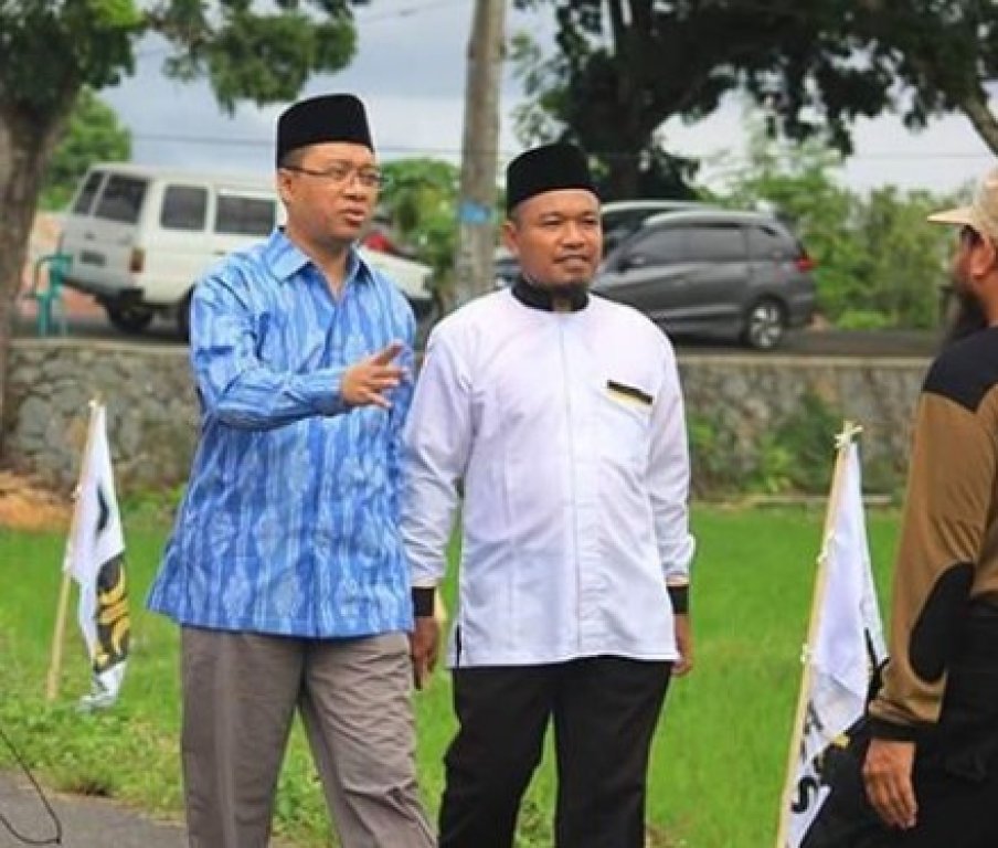 pkscakra's tweet photo. Zulkiefli Dengarkan Keluh Kesah Nelayan dan Pegiat Wisata https://t.co/LsS55Z7Pio #KutipanMedia https://t.co/pbiwtgdtoL

--