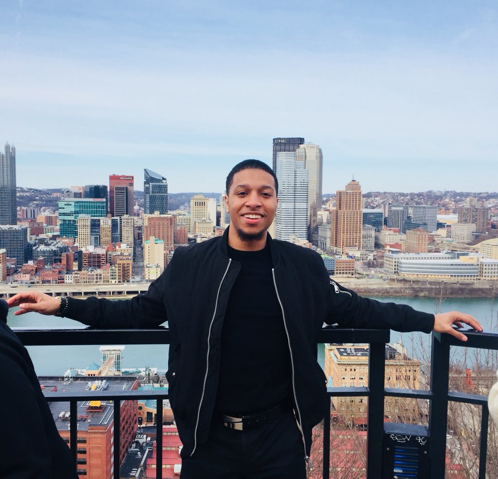 bournethisway_'s tweet image. I’m just trying to make my mama proud 💯 #NSBE44 #4Solid